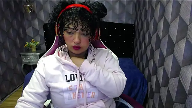 Sofiacowperx online show from 01.15.25