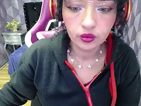 Sofiacowperx online show from 01.16.25