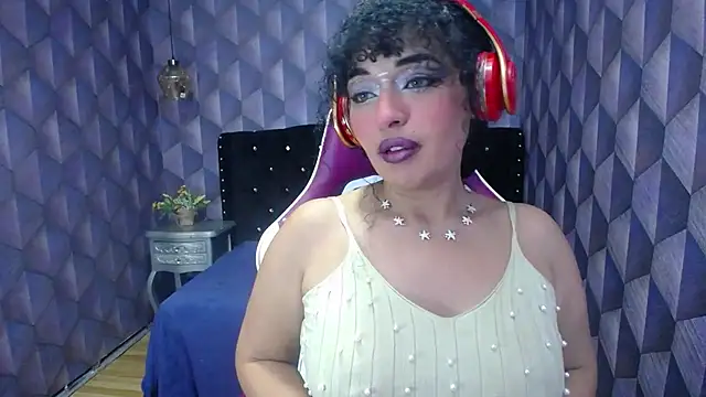 Sofiacowperx online show from 01.22.25