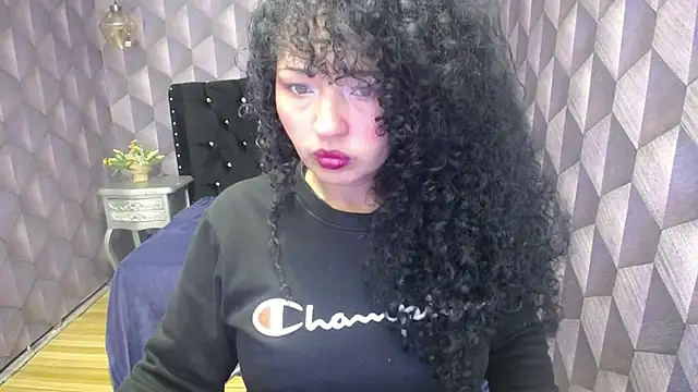 Sofiacowperx online show from 01.25.25