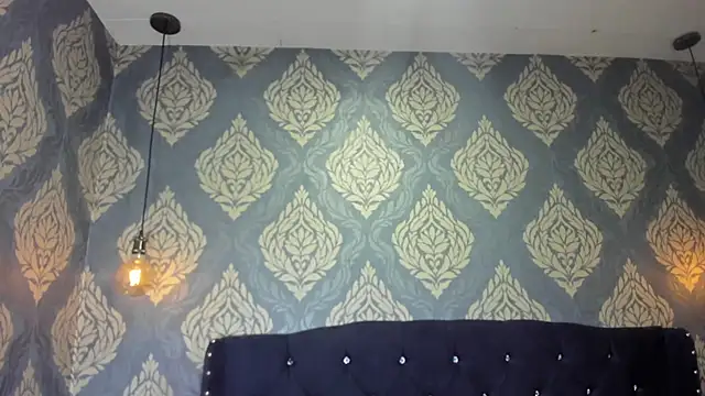 Sofiacowperx online show from 09.10.25