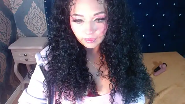 Snapshot of Sofiacowperx chatting on 04.30.26 Sofiacowperx online show from 04.30.26