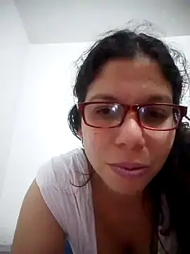 Carliina Soussa online show from 01.28.25