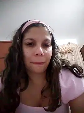 Snapshot of Carliina_Soussa chatting on 11.16.25 Carliina Soussa online show from 11.16.25