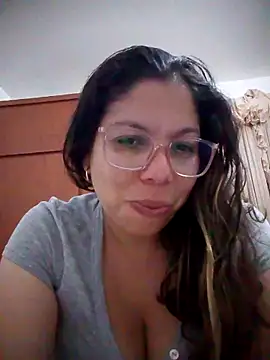 Snapshot of Carliina_Soussa chatting on 02.26.26 Carliina Soussa online show from 02.26.26