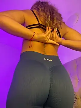 ZoeJohnsoon online show from 02.18.26