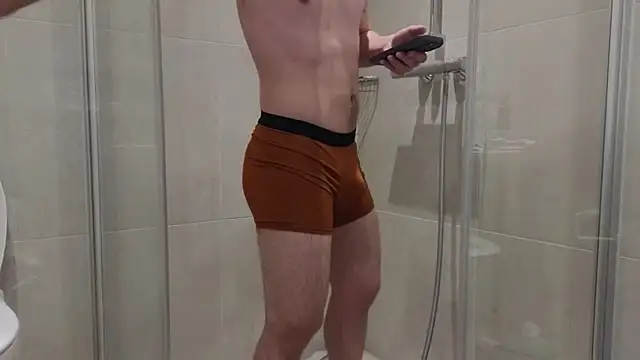 curlyboyy  online show from 10.26.25