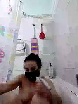 Snapshot of MikaKors chatting on 01.13.25 MikaKors online show from 01.13.25