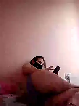 Snapshot of MikaKors chatting on 01.18.25 MikaKors online show from 01.18.25