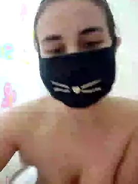 Snapshot of MikaKors chatting on 02.10.25 MikaKors online show from 02.10.25