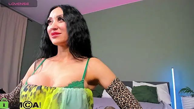 Margaret Clark  online show from 02.26.25