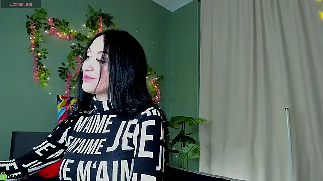 Margaret Clark  online show from 04.10.26