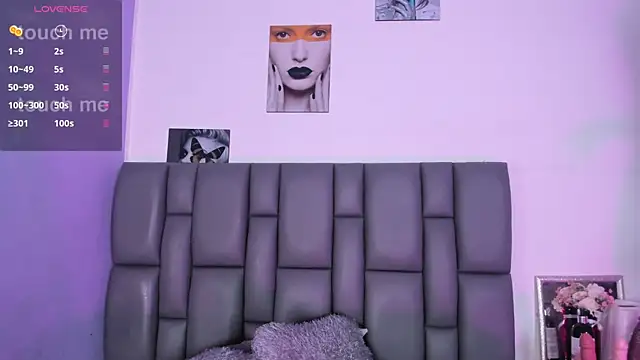 Sophia Lemos online show from 03.11.25