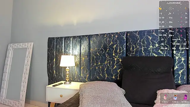 Sophia Lemos online show from 09.23.25