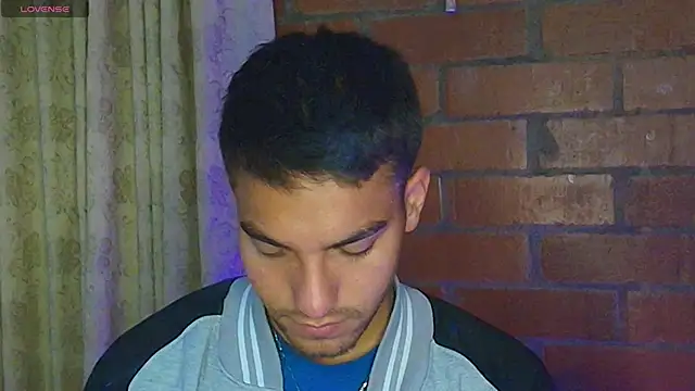 Leandro valenzuela online show from 02.07.25