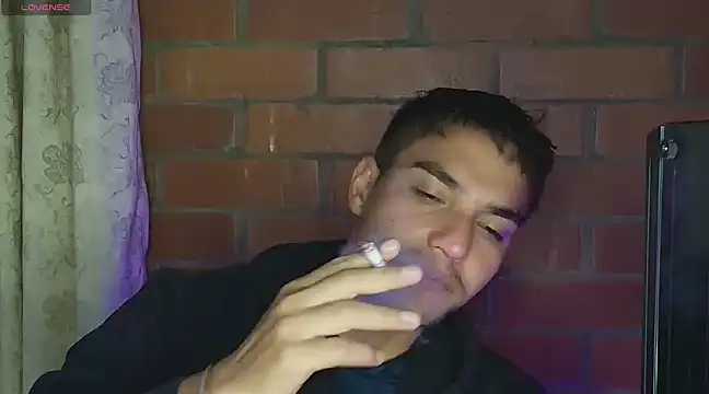 Leandro valenzuela online show from 02.14.25