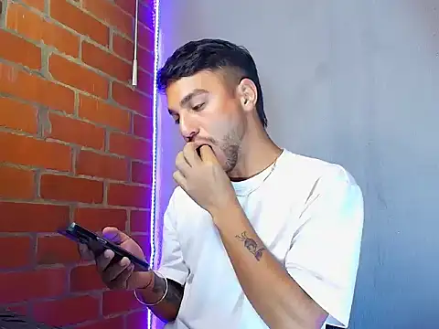 Leandro valenzuela online show from 10.20.25