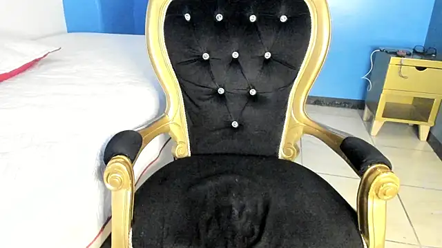 Snapshot of tachala_ chatting on 01.28.25 tachala online show from 01.28.25