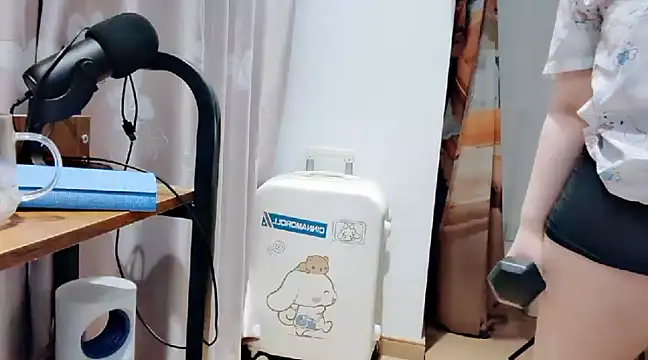 Snapshot of arena1357 chatting on 03.22.25 arena1357 online show from 03.22.25