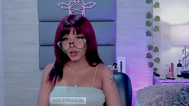 Snapshot of BonnieAnderson_ chatting on 01.18.25 BonnieAnderson online show from 01.18.25