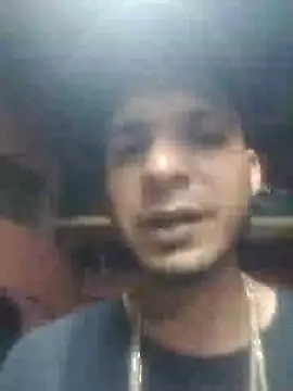 Snapshot of _Dmente_ chatting on 03.02.25  Dmente  online show from 03.02.25