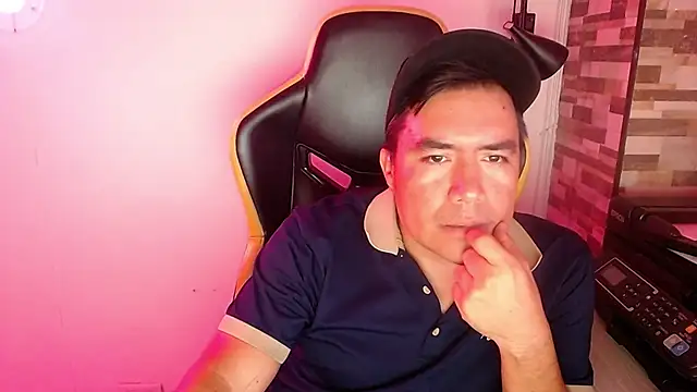 Jhonatan Morales S online show from 11.01.25