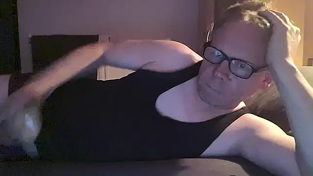 kinkyslet8 online show from 09.25.25