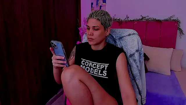 Charlee pink online show from 10.17.25