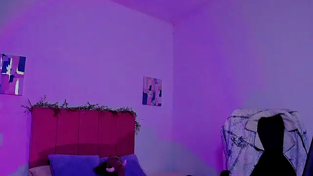 Charlee pink online show from 10.26.25