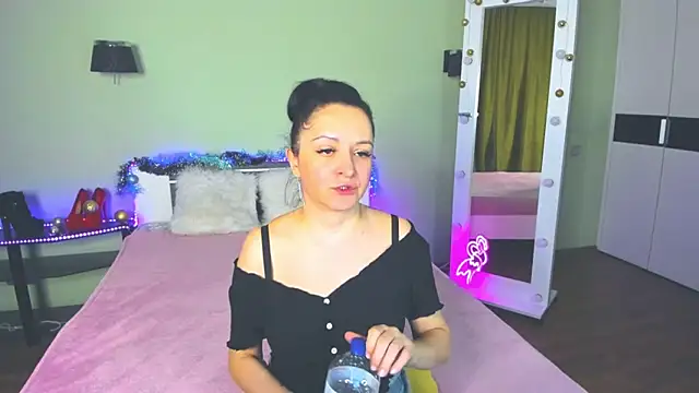 AngellLika online show from 12.12.24