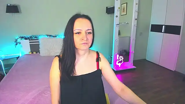 AngellLika online show from 12.20.24