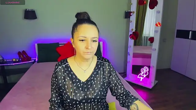 AngellLika online show from 10.06.25