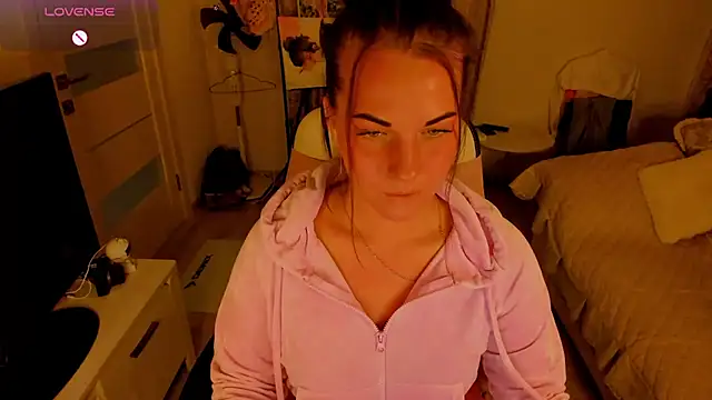 masha19981 online show from 10.13.25