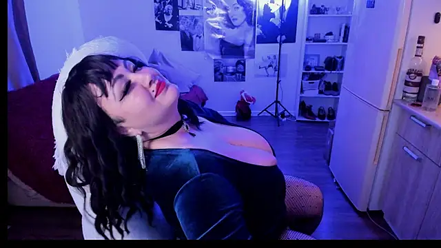 Scarlett OHara 1861 online show from 06.07.26