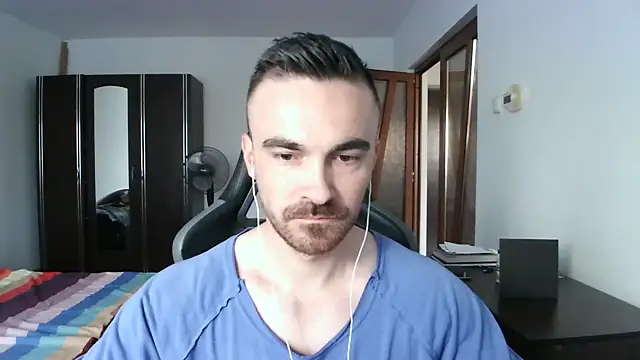 Snapshot of mu5clemania2 chatting on 09.19.25 mu5clemania2 online show from 09.19.25