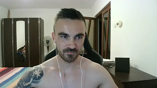 Snapshot of mu5clemania2 chatting on 09.19.25 mu5clemania2 online show from 09.19.25