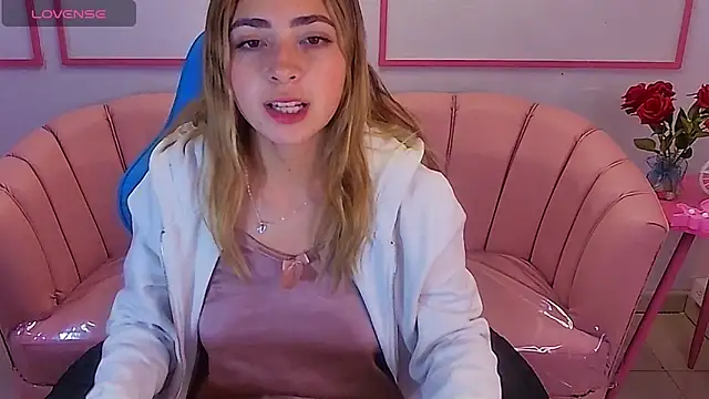 channel blonde a online show from 12.05.24