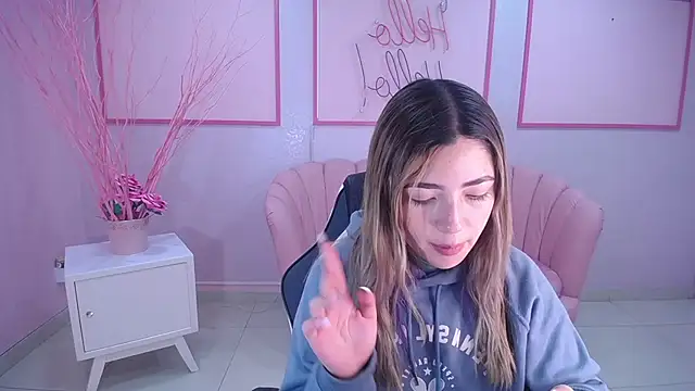 channel blonde a online show from 01.23.25