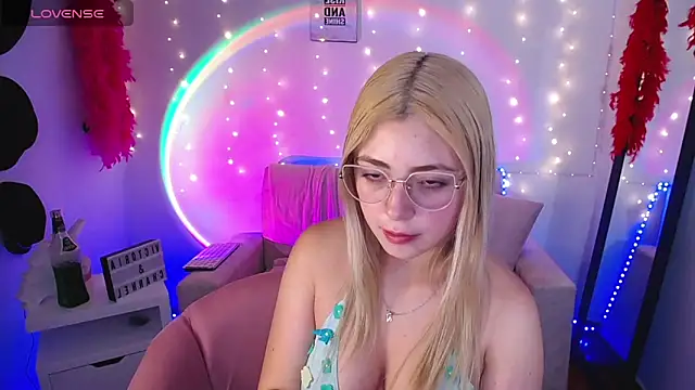 channel blonde a online show from 03.21.25