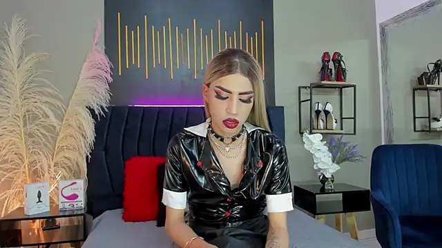 BrianaSchafer online show from 02.12.25