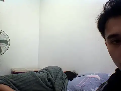 Snapshot of ABC32488 chatting on 05.15.26 ABC32488 online show from 05.15.26