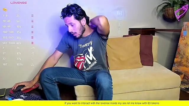 Nicholasrodrii online show from 02.10.25