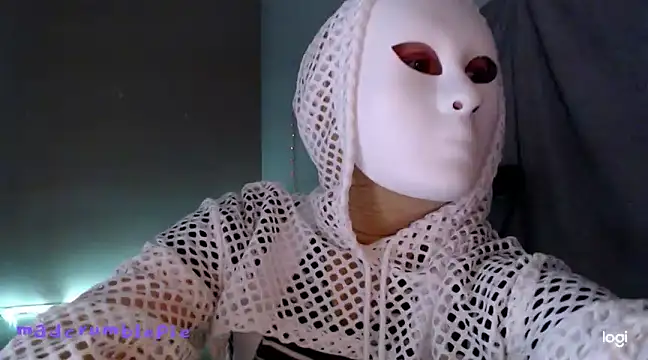 madcrumblepie online show from 02.22.25