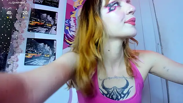 Snapshot of katt__black__ chatting on 10.23.25 katt black online show from 10.23.25