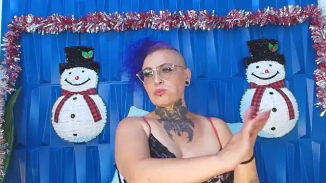 SandyyRose online show from 12.06.24
