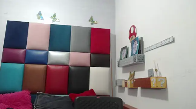 Snapshot of lily_jamesx chatting on 03.07.25 lily jamesx online show from 03.07.25