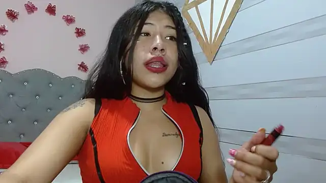 Snapshot of lily_jamesx chatting on 09.19.25 lily jamesx online show from 09.19.25