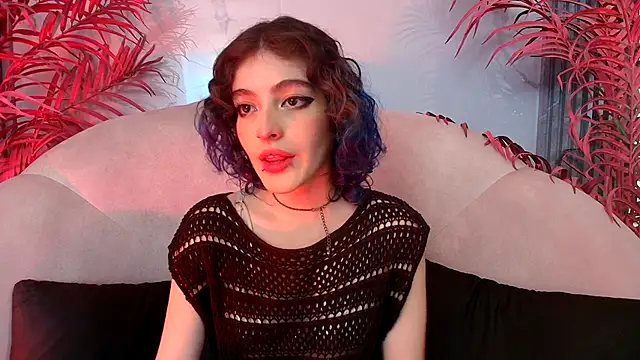 EvaHalsey online show from 10.30.25