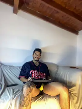 AndresSmith   online show from 04.21.26