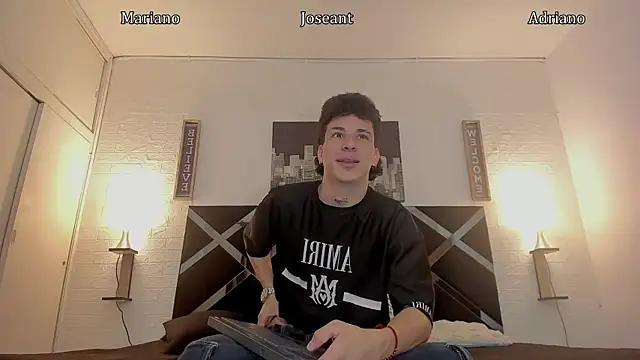 nakedfoam1 online show from 10.11.25